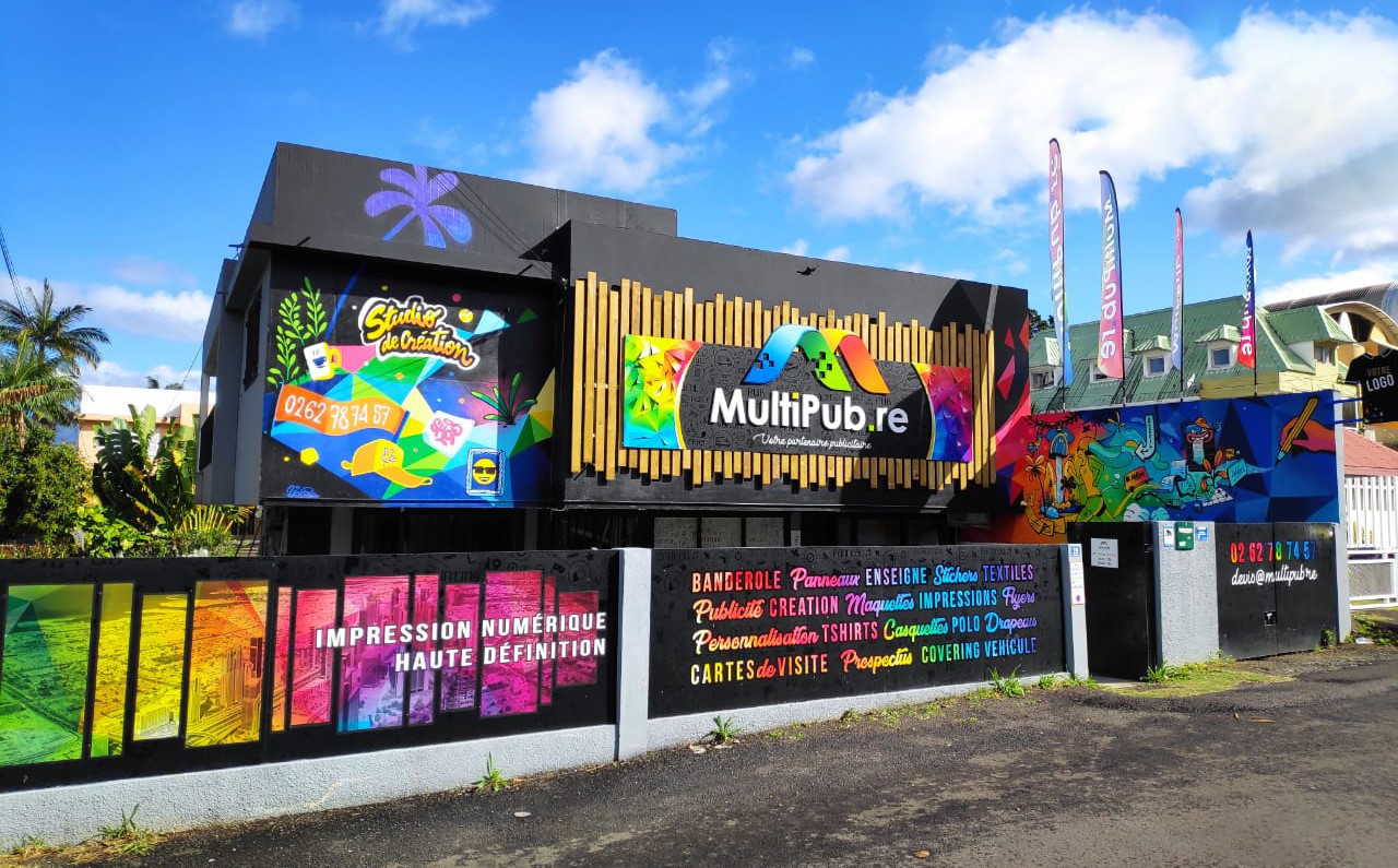 On s'occupe de la création de votre enseigne, pour un rendu professionnel et résistant !